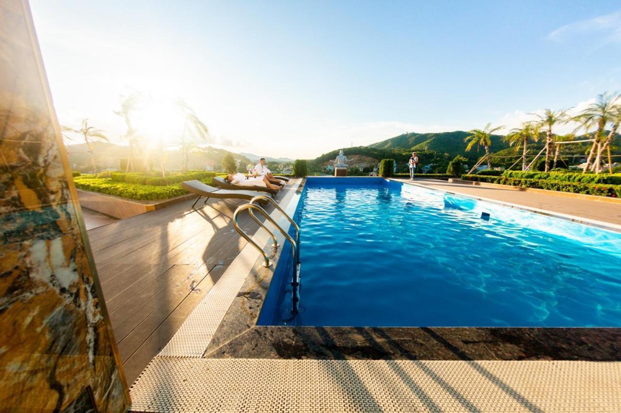 Diamond Hotel Van Don Cam Pha Экстерьер фото